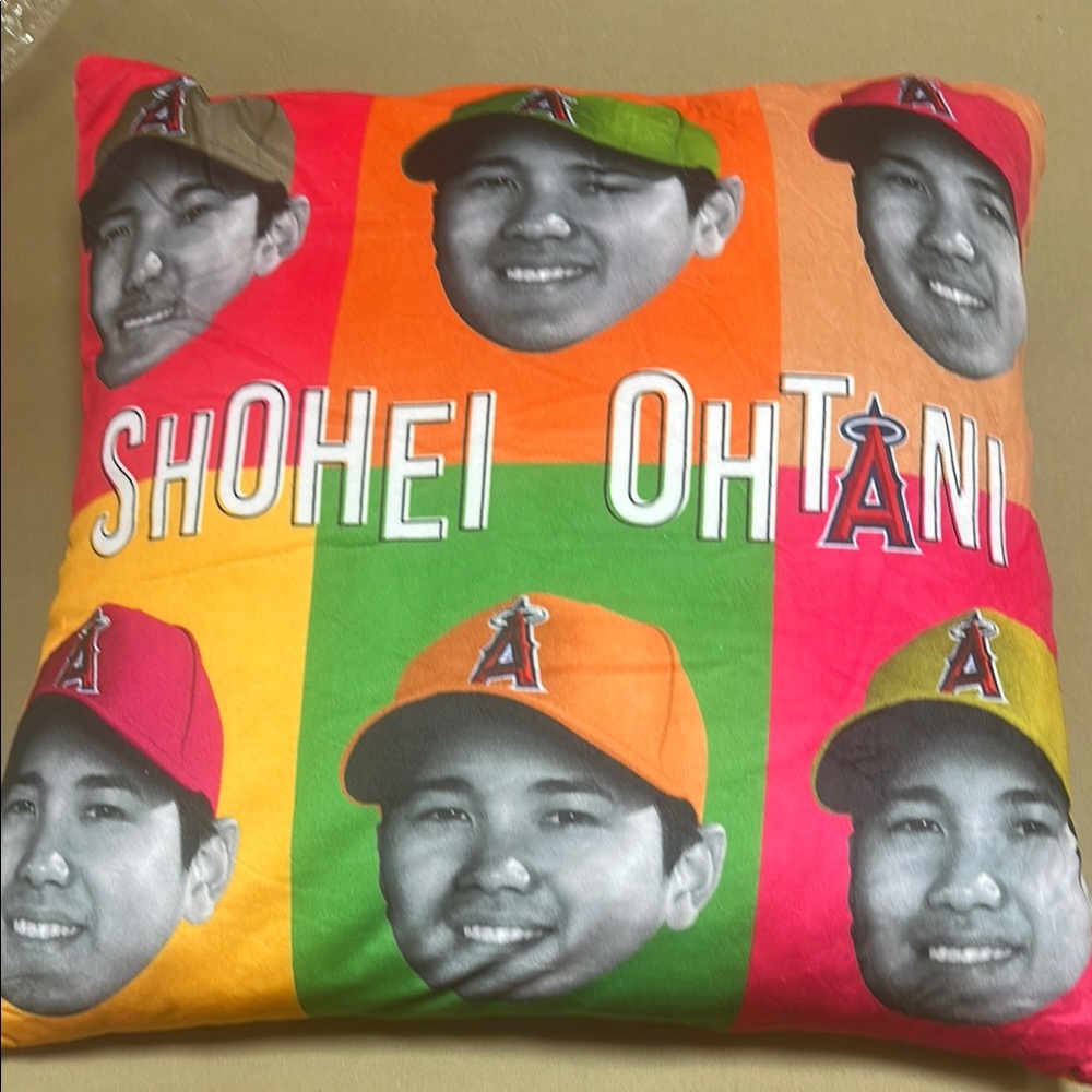 Colorful Shohei Ohtani Pillow